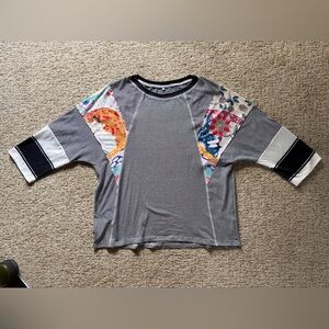 Black & White striped floral accents 3/4 sleeve super soft knit top